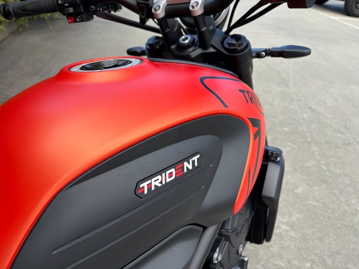 2022 Triumph TRIDENT 660