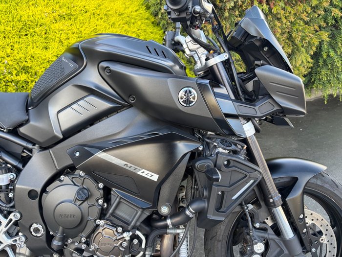 2018 Yamaha MT-10A Black