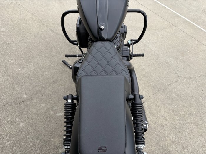 2023 Indian CHIEF DARK HORSE Black