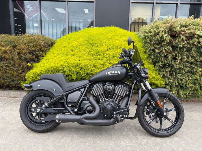 2023 Indian CHIEF DARK HORSE Black