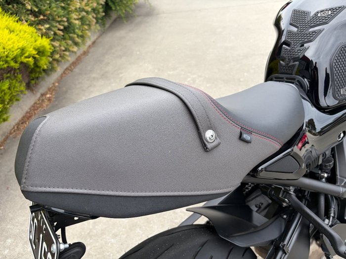 2023 Yamaha XSR900 (MTM850A) Dark Green