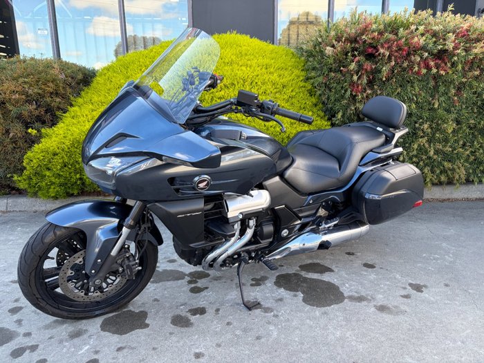 2016 Honda CTX1300A Dark Green