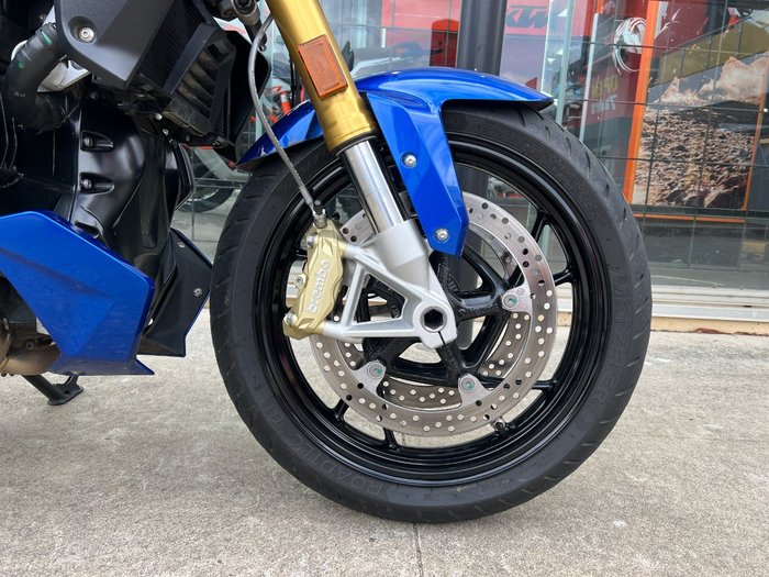 2024 BMW Motorrad R 1250 R BLUE