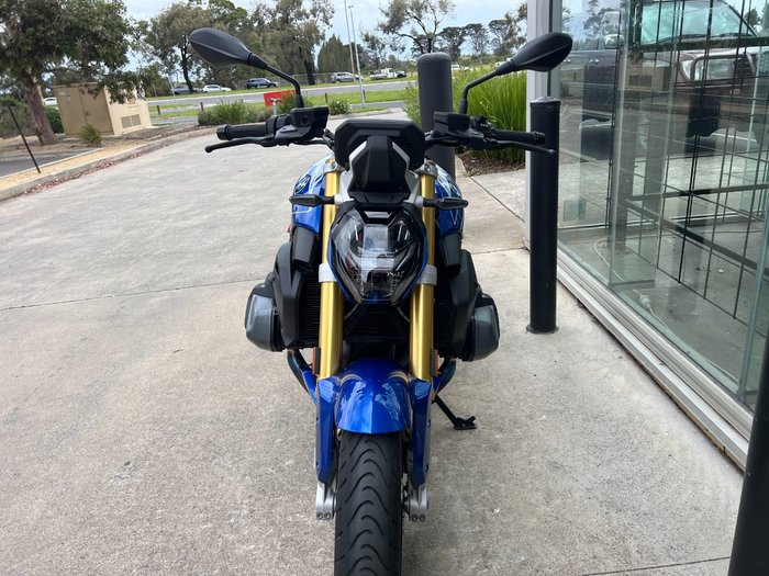 2024 BMW Motorrad R 1250 R BLUE