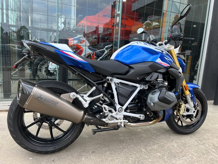 2024 BMW Motorrad R 1250 R BLUE