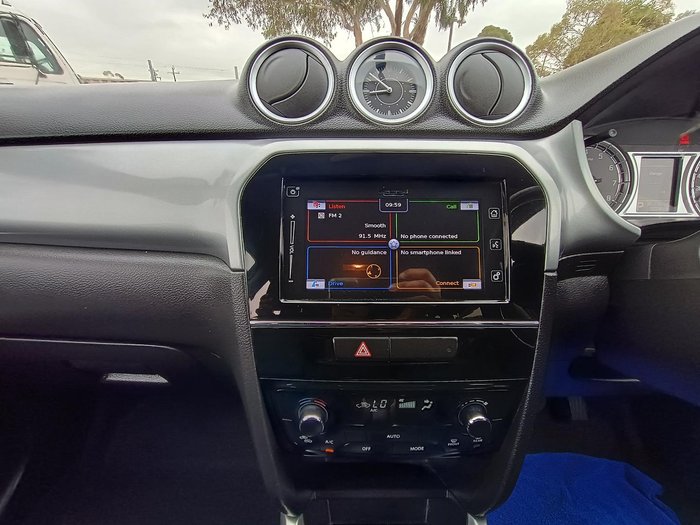 2016 Suzuki Vitara RT-S LY Savannah Ivory