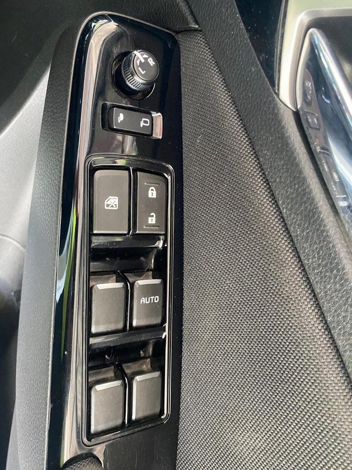 2021 Isuzu MU-X LS-U