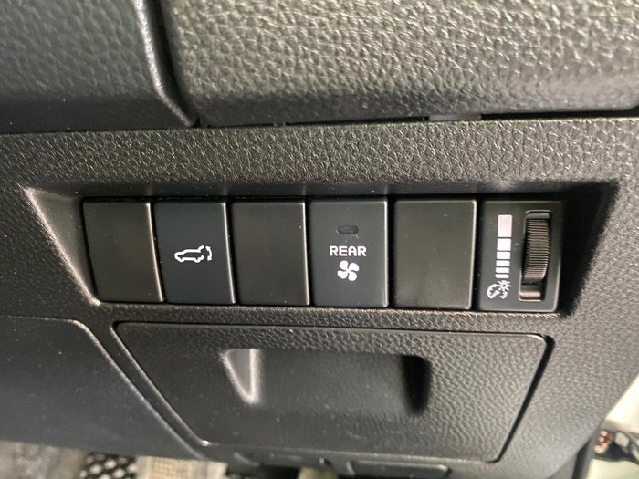 2021 Isuzu MU-X LS-U