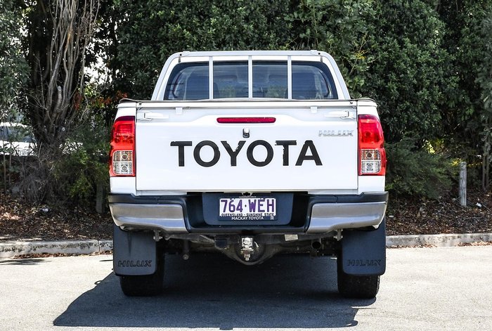 2015 Toyota Hilux SR