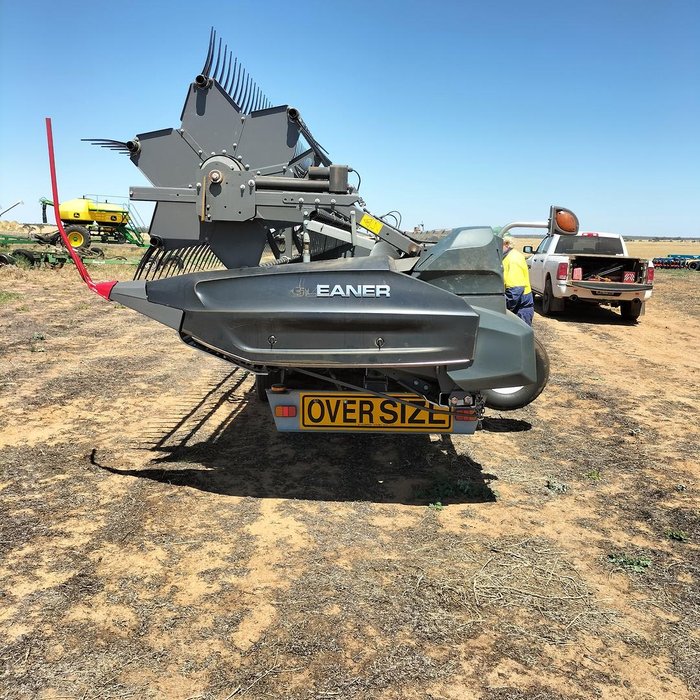 2022 Gleaner S97 Harvester & 40' Gleaner Front