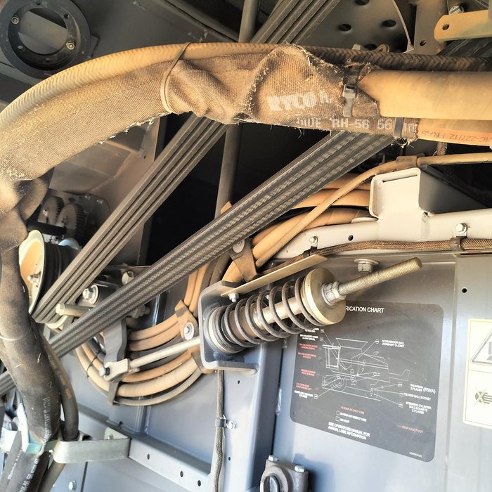 2022 Gleaner S97 Harvester & 40' Gleaner Front