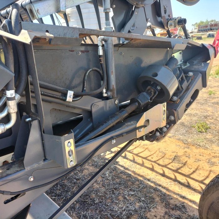 2022 Gleaner S97 Harvester & 40' Gleaner Front