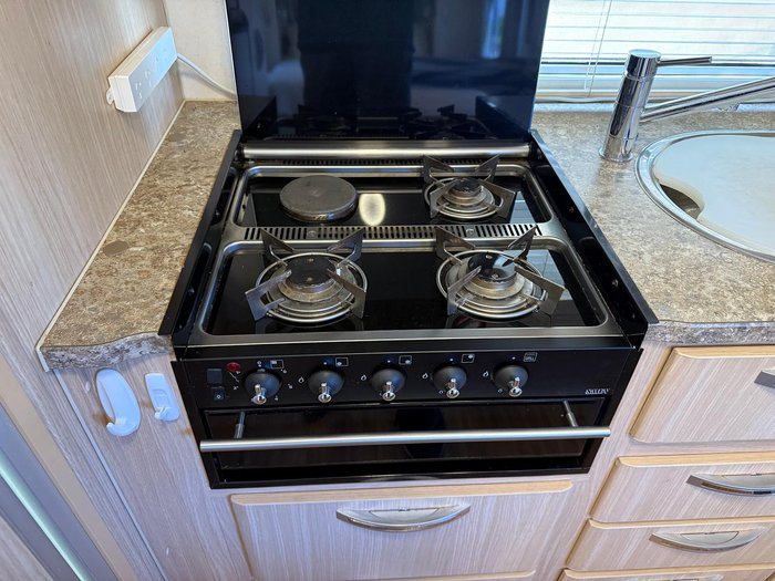 2011 Jayco Discovery 17.55-3