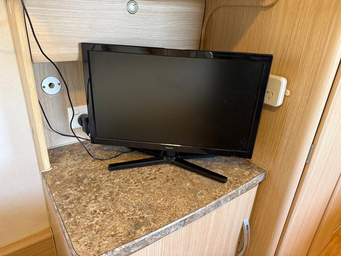 2011 Jayco Discovery 17.55-3