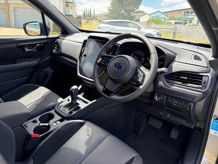 2025 Subaru Forester Touring