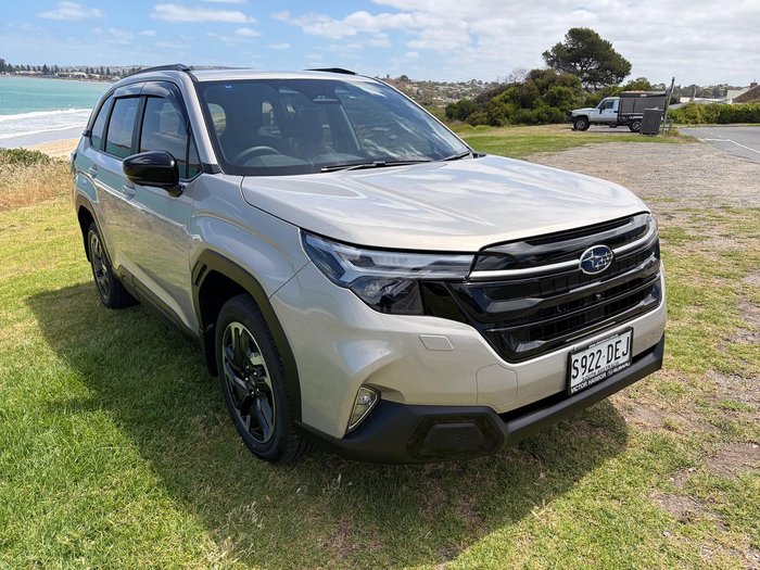 2025 Subaru Forester Touring