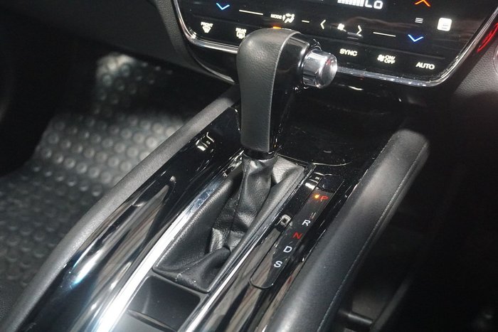 2019 Honda HR-V VTi-LX