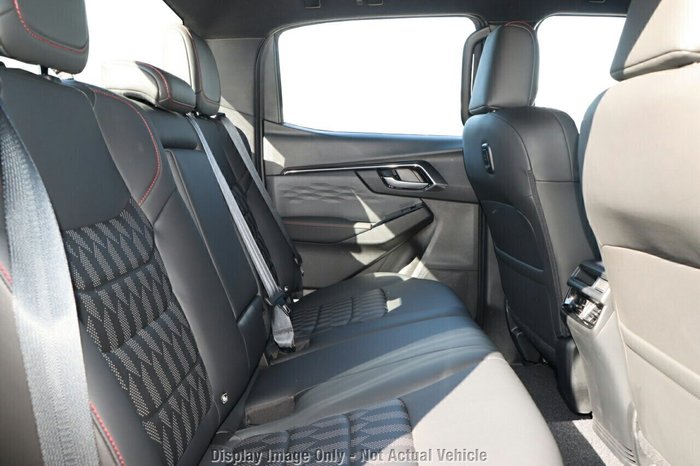 2025 Isuzu D-MAX X-TERRAIN