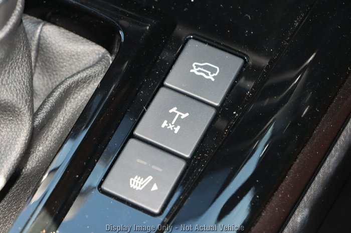 2025 Isuzu D-MAX X-TERRAIN