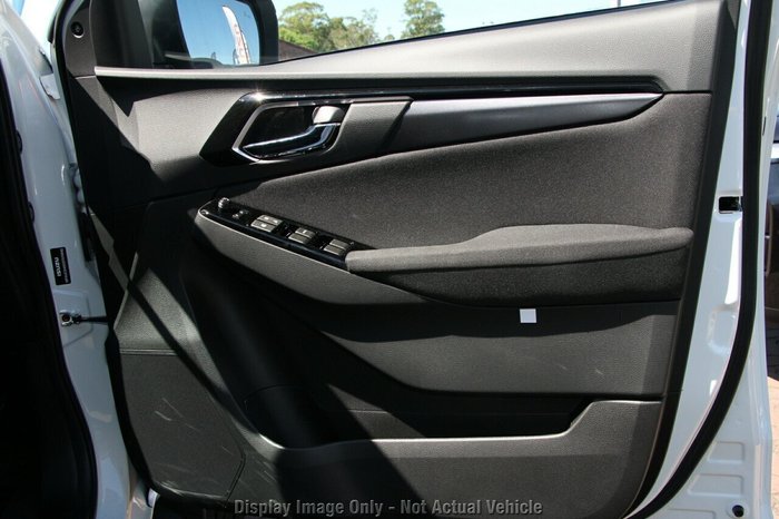 2025 Isuzu MU-X LS-U