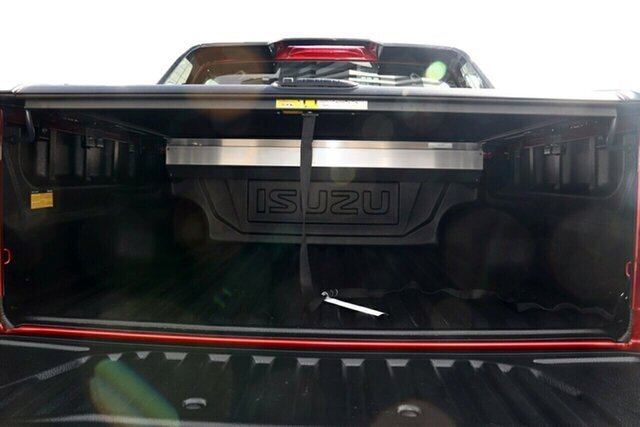 2025 Isuzu D-MAX X-TERRAIN