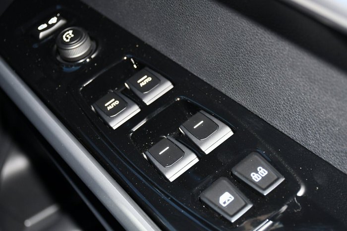 2025 KGM Torres Hybrid K40