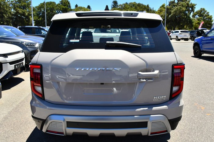 2025 KGM Torres Hybrid K40