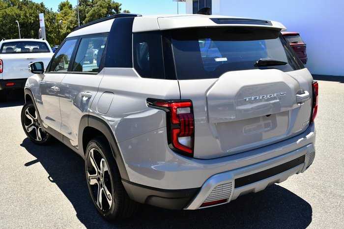 2025 KGM Torres Hybrid K40