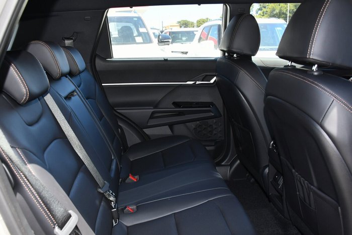 2025 KGM Torres Hybrid K40