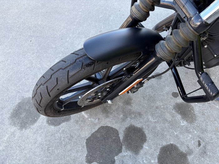 2019 HARLEY-DAVIDSON XL883N IRON 883 Black