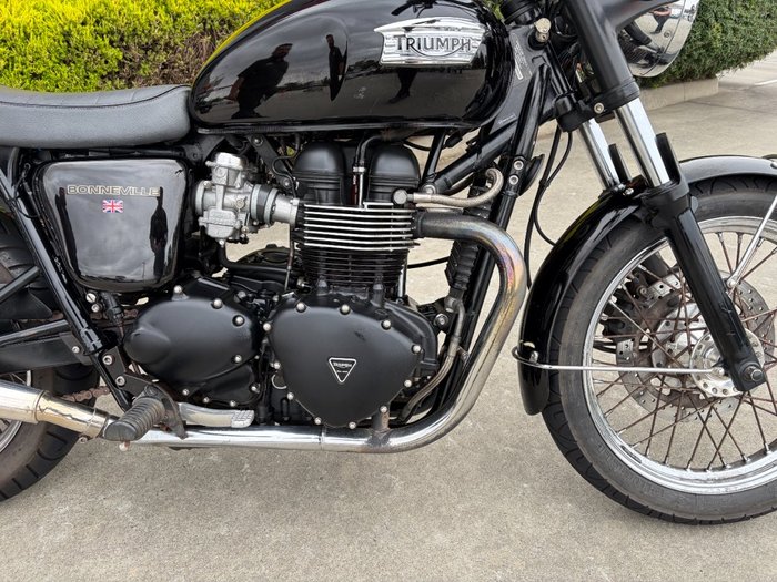 2008 Triumph BONNEVILLE