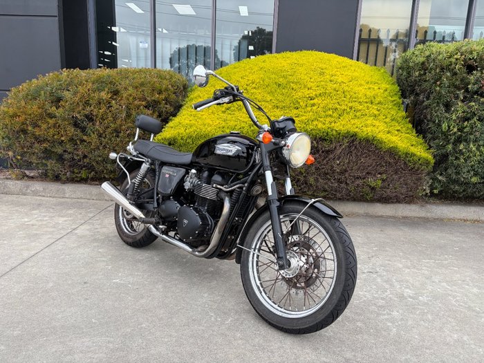 2008 Triumph BONNEVILLE