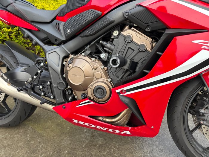 2019 Honda CBR650R Red