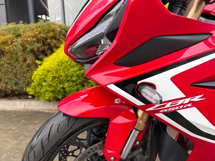 2019 Honda CBR650R Red
