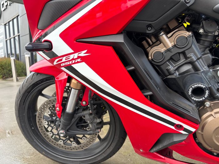 2019 Honda CBR650R Red