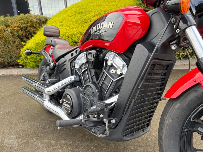 2022 Indian SCOUT BOBBER Red