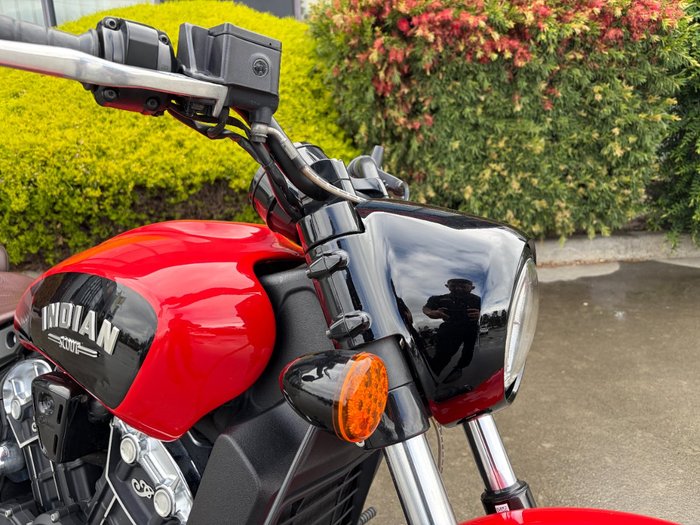 2022 Indian SCOUT BOBBER Red