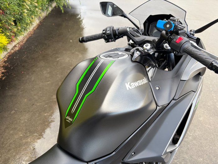 2023 Kawasaki NINJA 650 Grey
