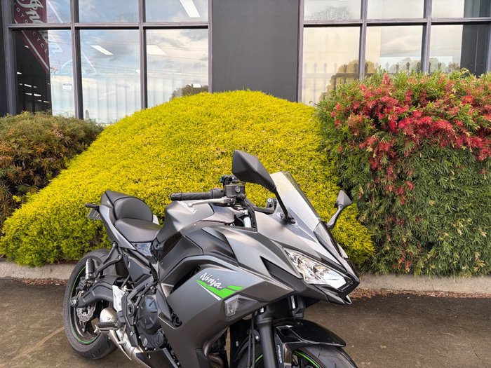 2023 Kawasaki NINJA 650 Grey