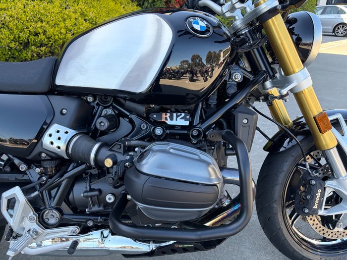 2024 BMW Motorrad R 12 nineT HL Black