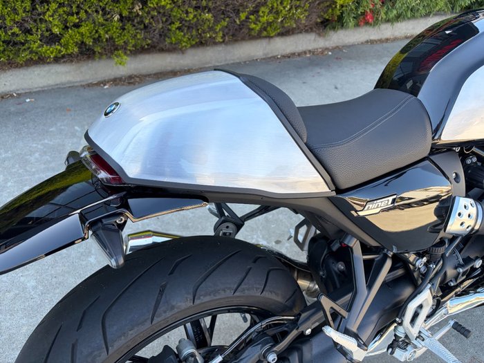 2024 BMW Motorrad R 12 nineT HL Black