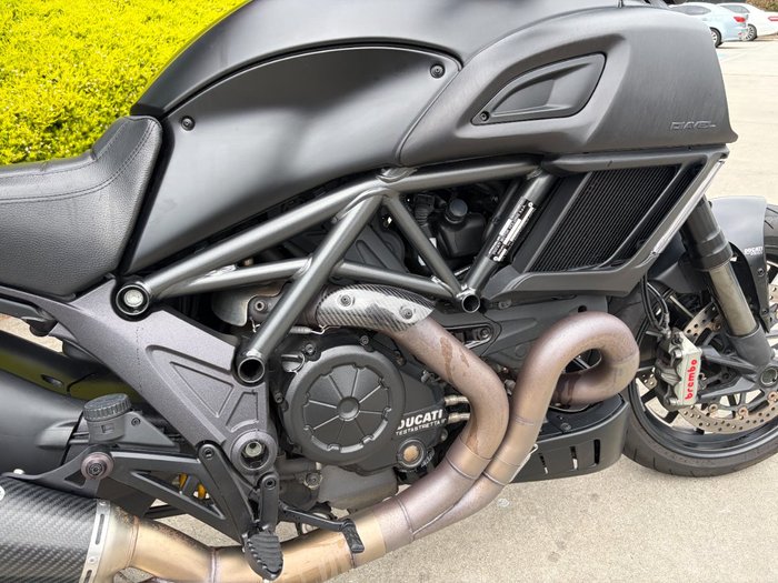 2015 DUCATI DIAVEL Black