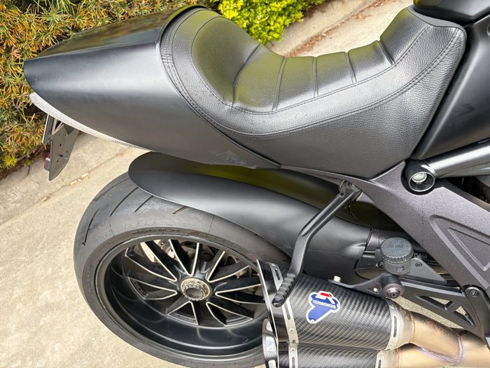 2015 DUCATI DIAVEL Black