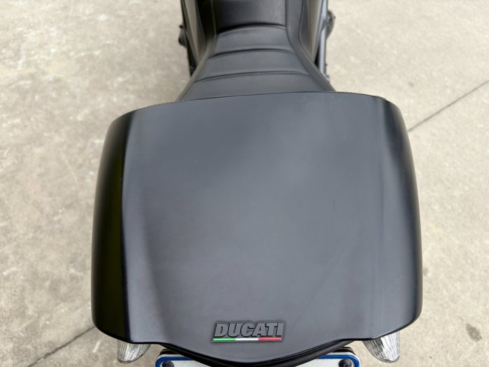 2015 DUCATI DIAVEL Black