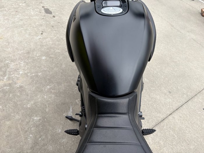 2015 DUCATI DIAVEL Black