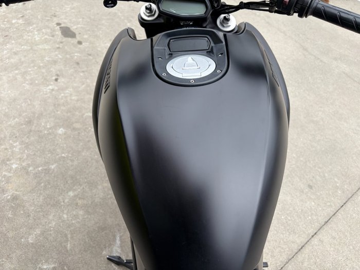 2015 DUCATI DIAVEL Black