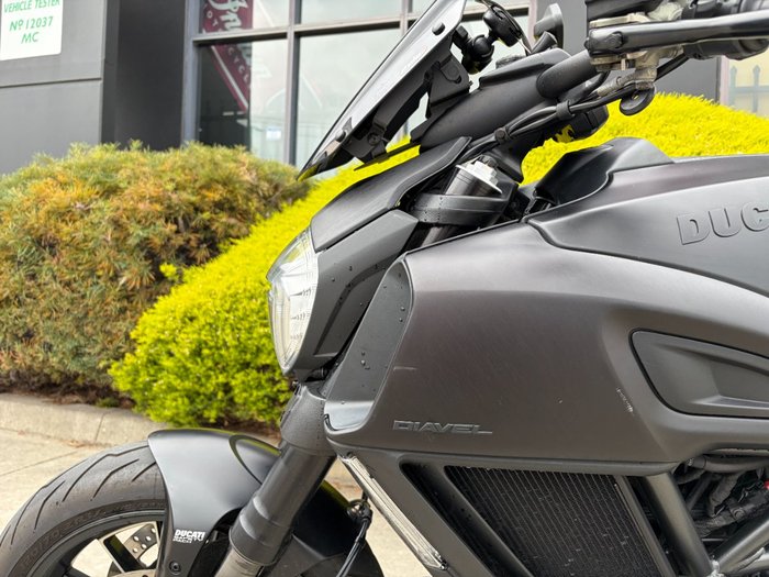 2015 DUCATI DIAVEL Black