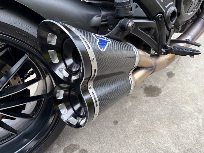 2015 DUCATI DIAVEL Black