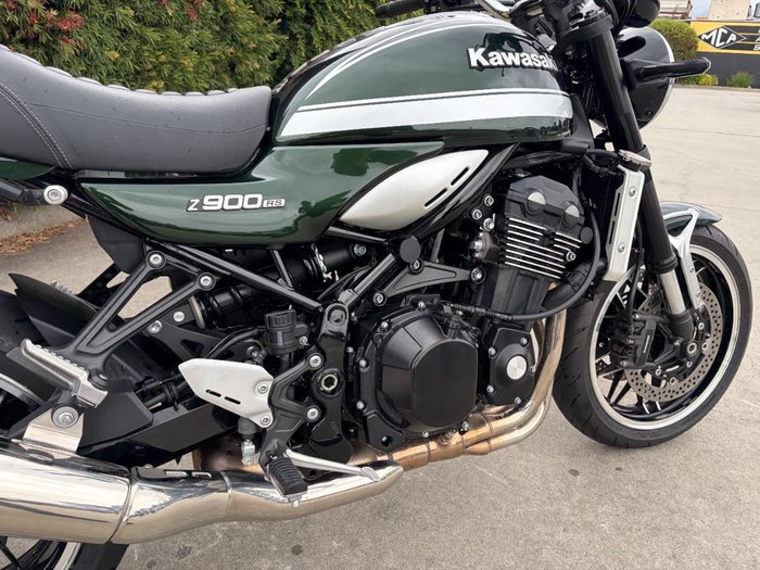 2022 Kawasaki Z900RS (ZR900C) Green