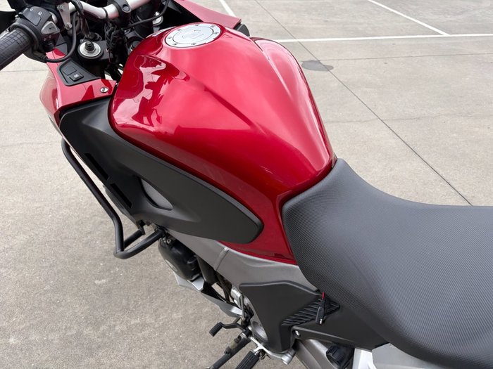 2012 Honda VFR1200X CROSS TOURER Maroon
